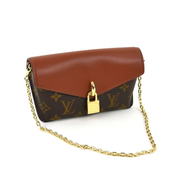 Louis Vuitton Padlock Onstrap Monogram Shoulder Bag - Picture 2 of 12